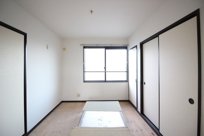 物件内観写真22　(居室)