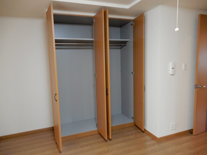 物件内観写真9　(収納)