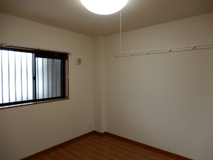 物件内観写真16　(居室)
