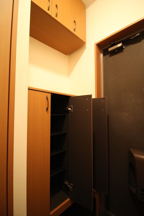 物件内観写真16　(靴箱)