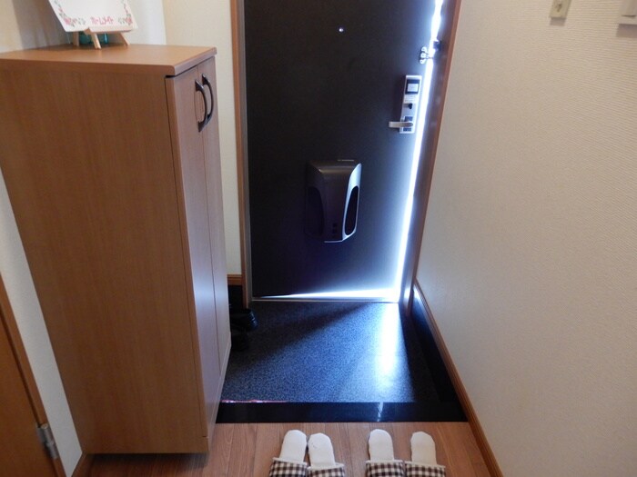 物件内観写真20　(玄関)