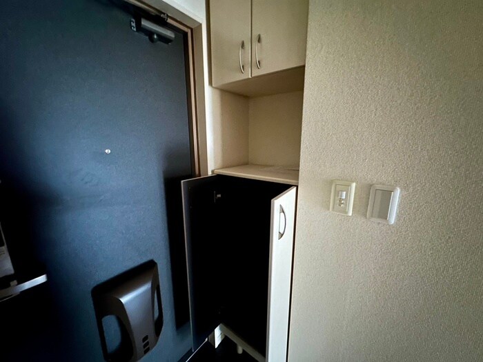 物件内観写真18　(靴箱)