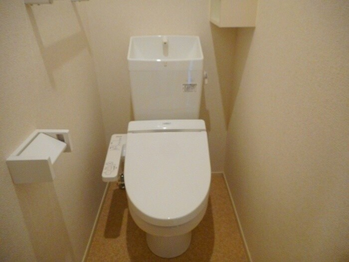 物件内観写真12　(トイレ)