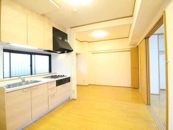 物件内観写真10　(居室)