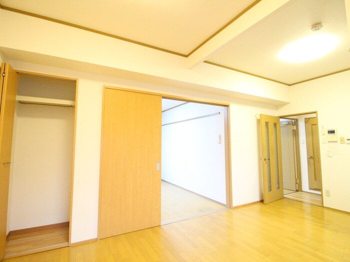 物件内観写真11　(居室)