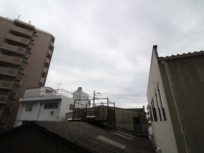 物件内観写真20　(室内からの展望)