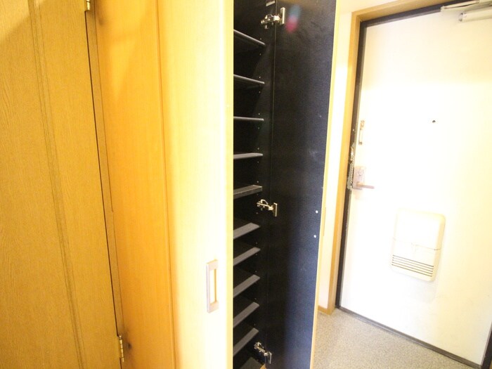 物件内観写真21　(靴箱)