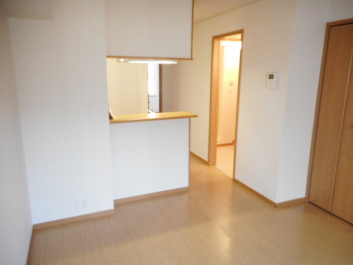 物件内観写真4　(内観写真)