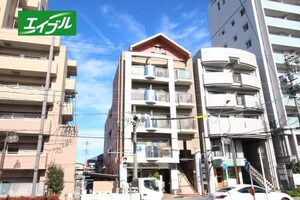 1001マンション外観写真