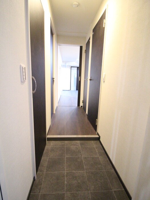 物件内観写真22　(玄関)