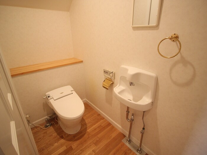 物件内観写真13　(トイレ)