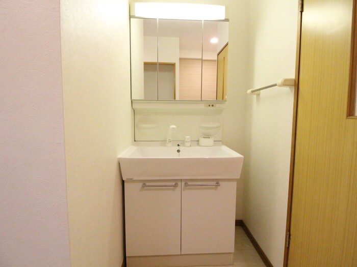 物件内観写真10　(洗面)