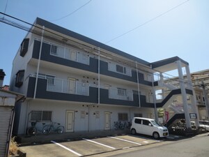 メゾン岩塚Ａ外観写真