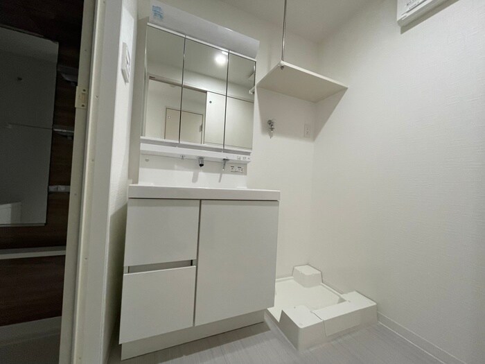 物件内観写真11　(洗面)