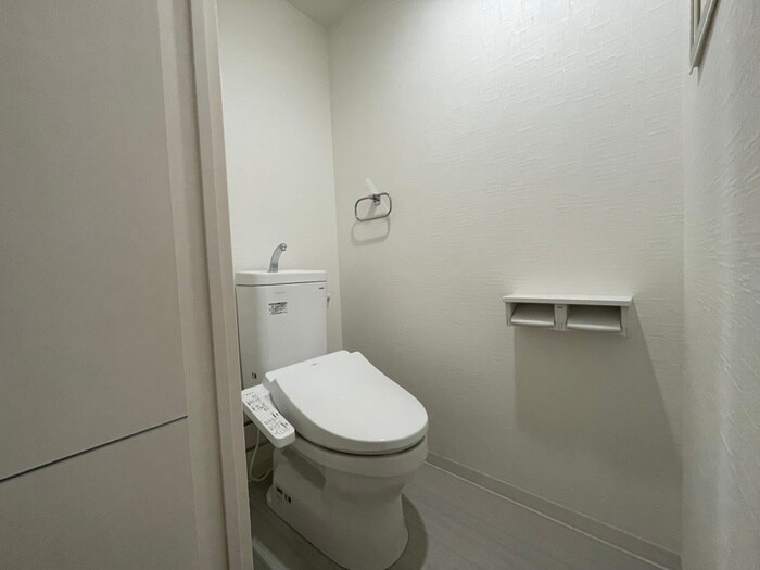 物件内観写真14　(トイレ)