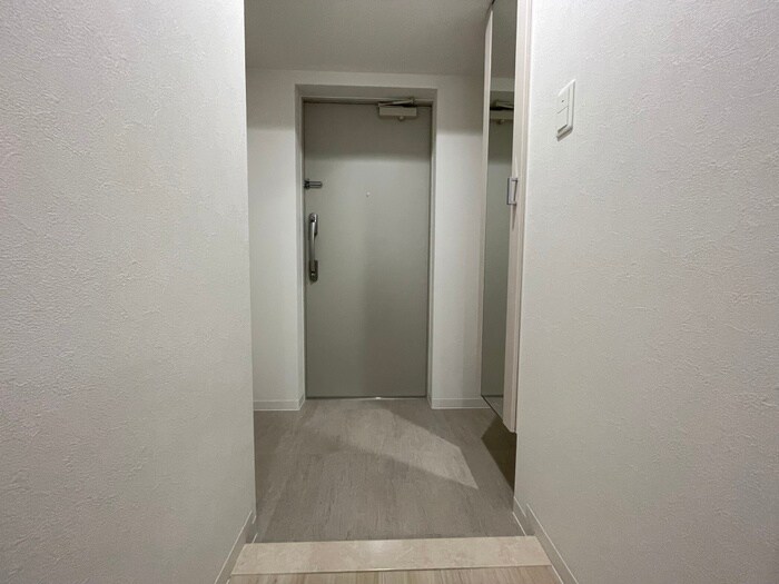 物件内観写真15　(玄関)