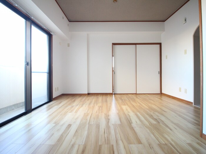 物件内観写真8　(内観写真)