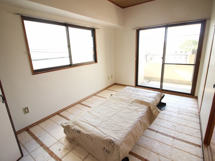 物件内観写真11　(居室)