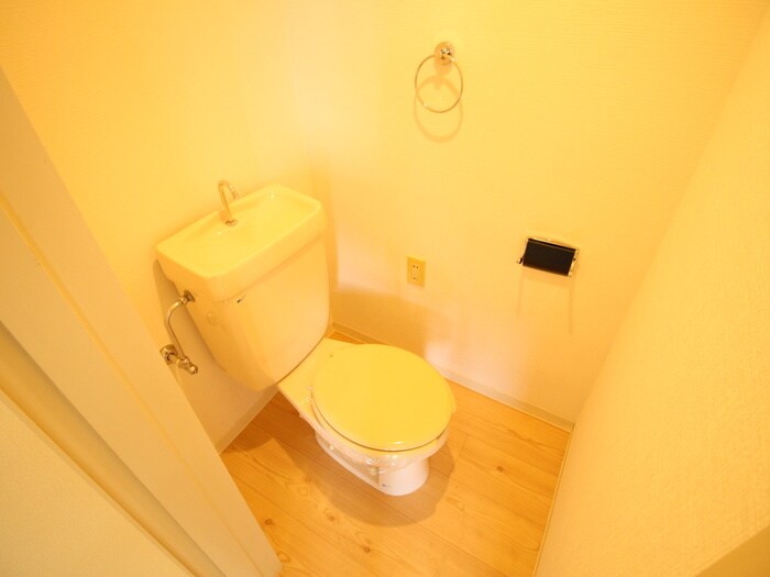 物件内観写真17　(トイレ)