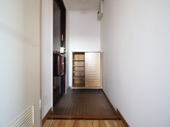 物件内観写真19　(靴箱)