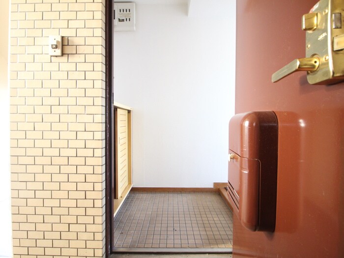 物件内観写真20　(玄関)