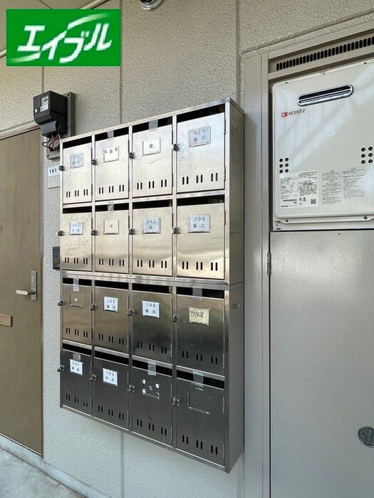 物件外観写真4　(建物設備)