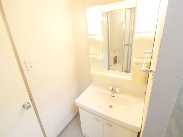 物件内観写真11　(洗面)