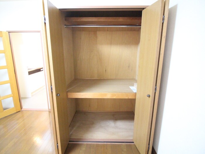 物件内観写真15　(収納)