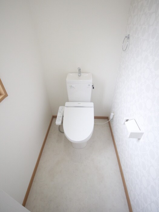 物件内観写真10　(トイレ)