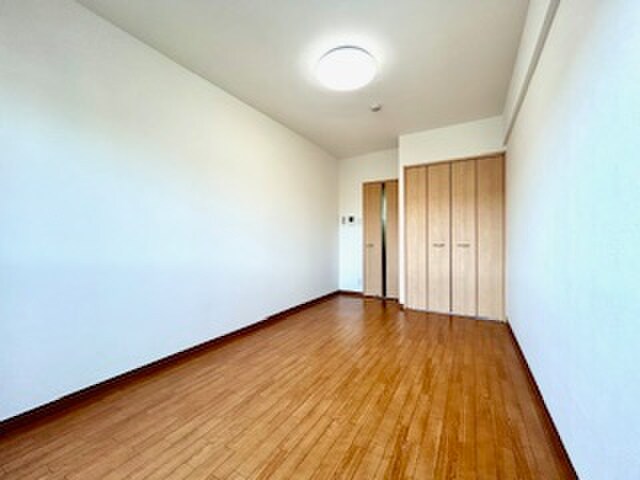 物件内観写真9　(居室)