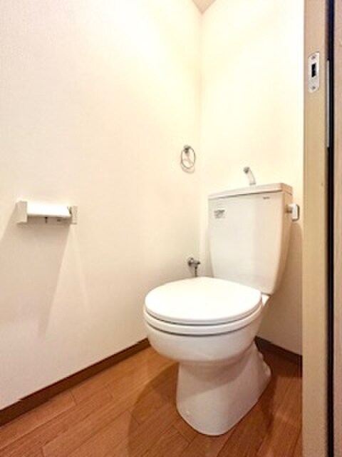 物件内観写真15　(トイレ)