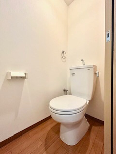 物件内観写真15　(トイレ)