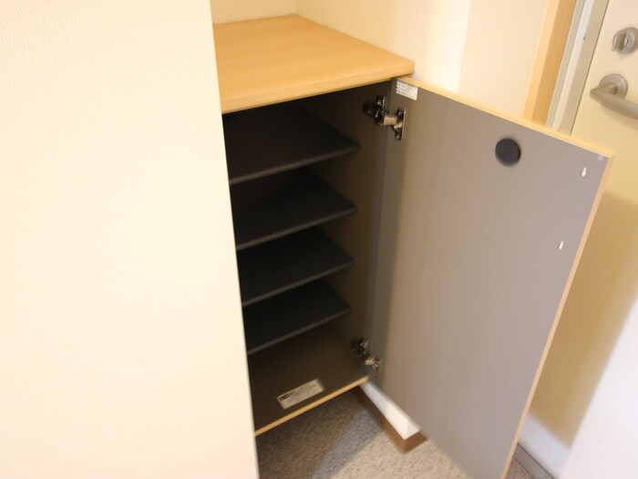 物件内観写真19　(靴箱)