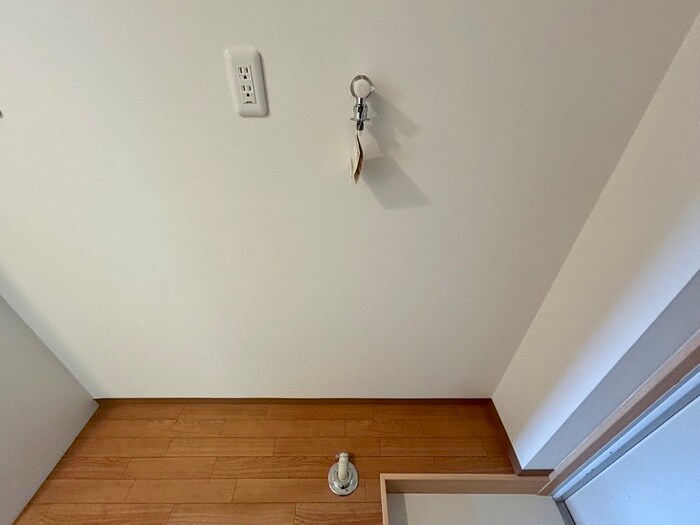 物件内観写真19　(洗濯機置場)