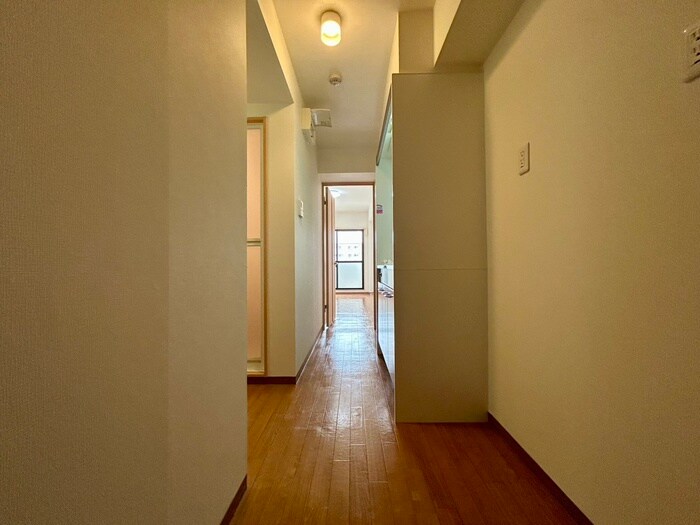 物件内観写真20　(廊下)
