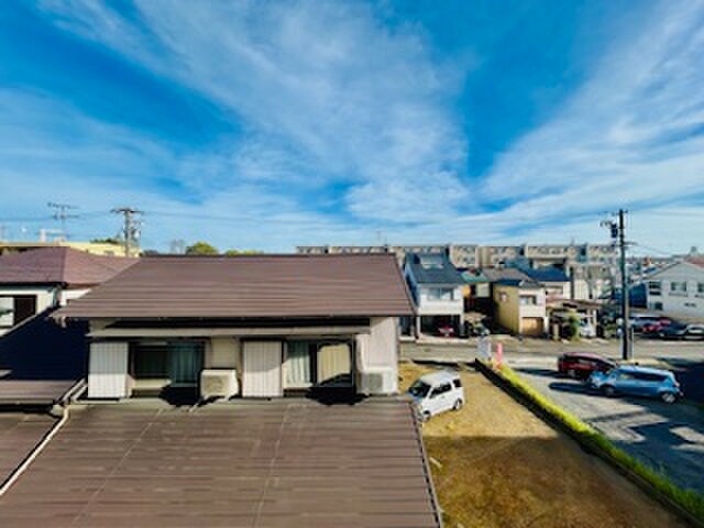 物件内観写真22　(室内からの展望)