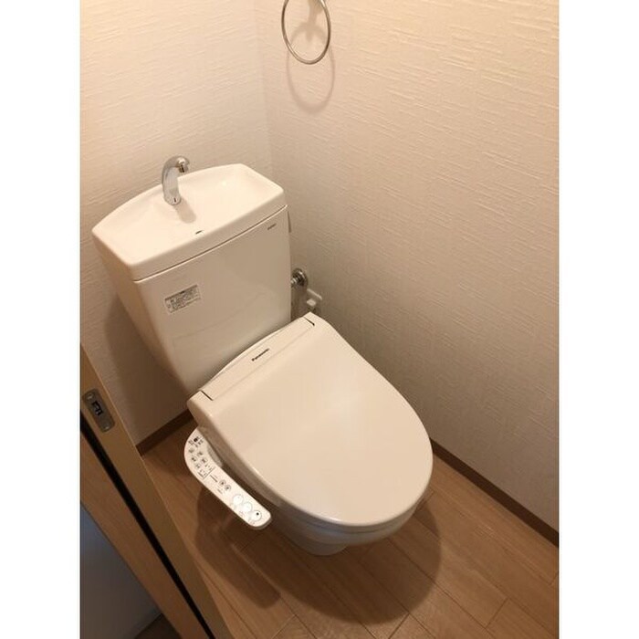 物件内観写真10　(トイレ)