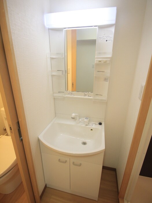 物件内観写真11　(洗面)