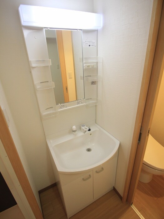 物件内観写真11　(洗面)