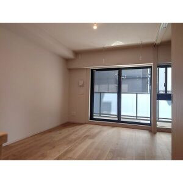 物件内観写真2　(居室)