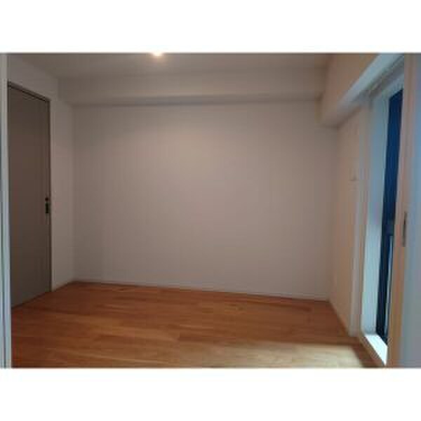 物件内観写真4　(居室)