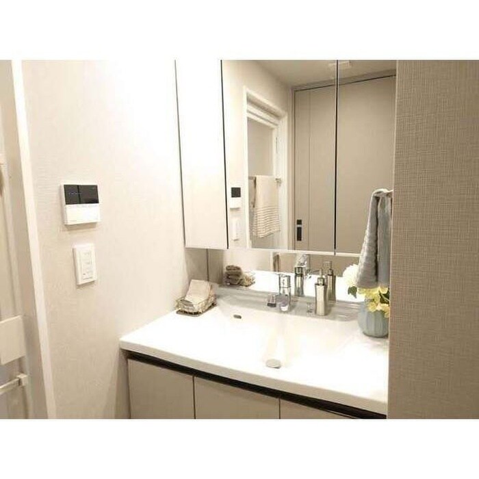 物件内観写真6　(洗面)