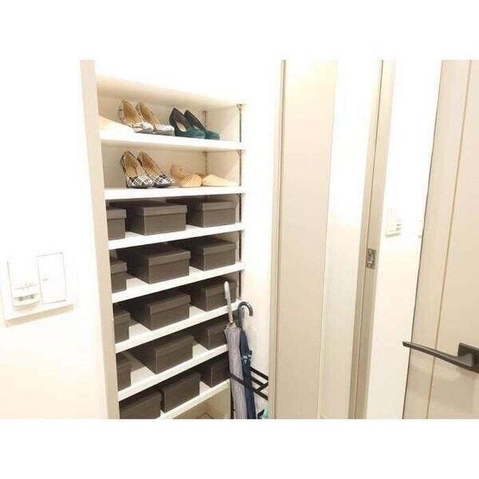 物件内観写真10　(靴箱)