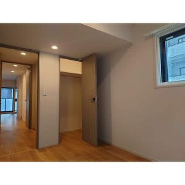 物件内観写真11　(収納)