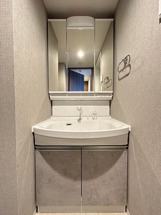 物件内観写真13　(洗面)