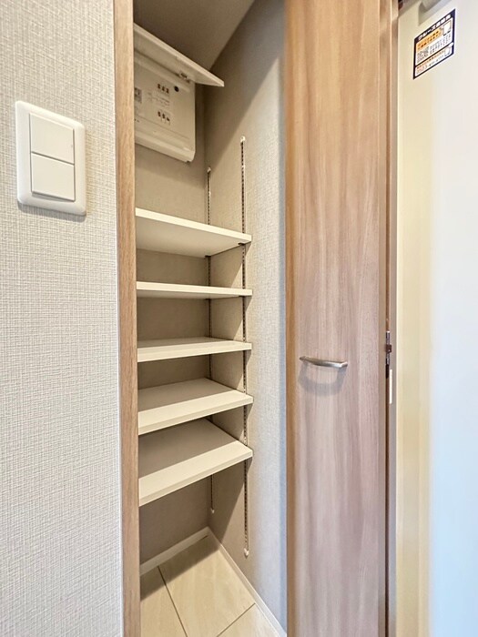 物件内観写真13　(靴箱)