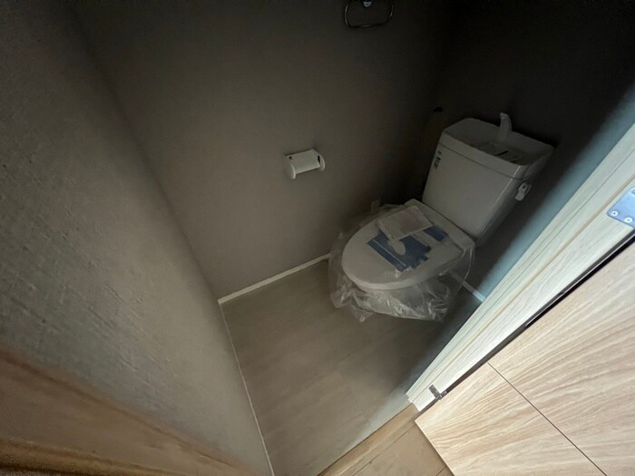 物件内観写真14　(トイレ)