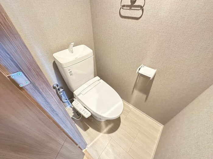 物件内観写真14　(トイレ)