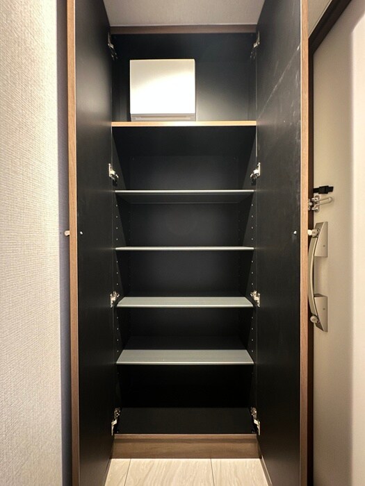 物件内観写真16　(靴箱)