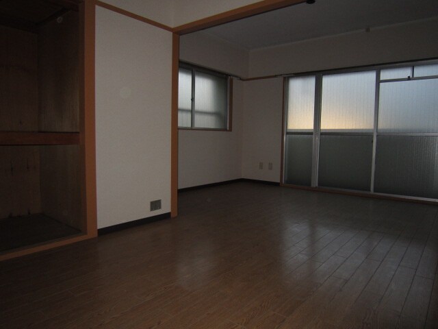 物件内観写真5　(居室)